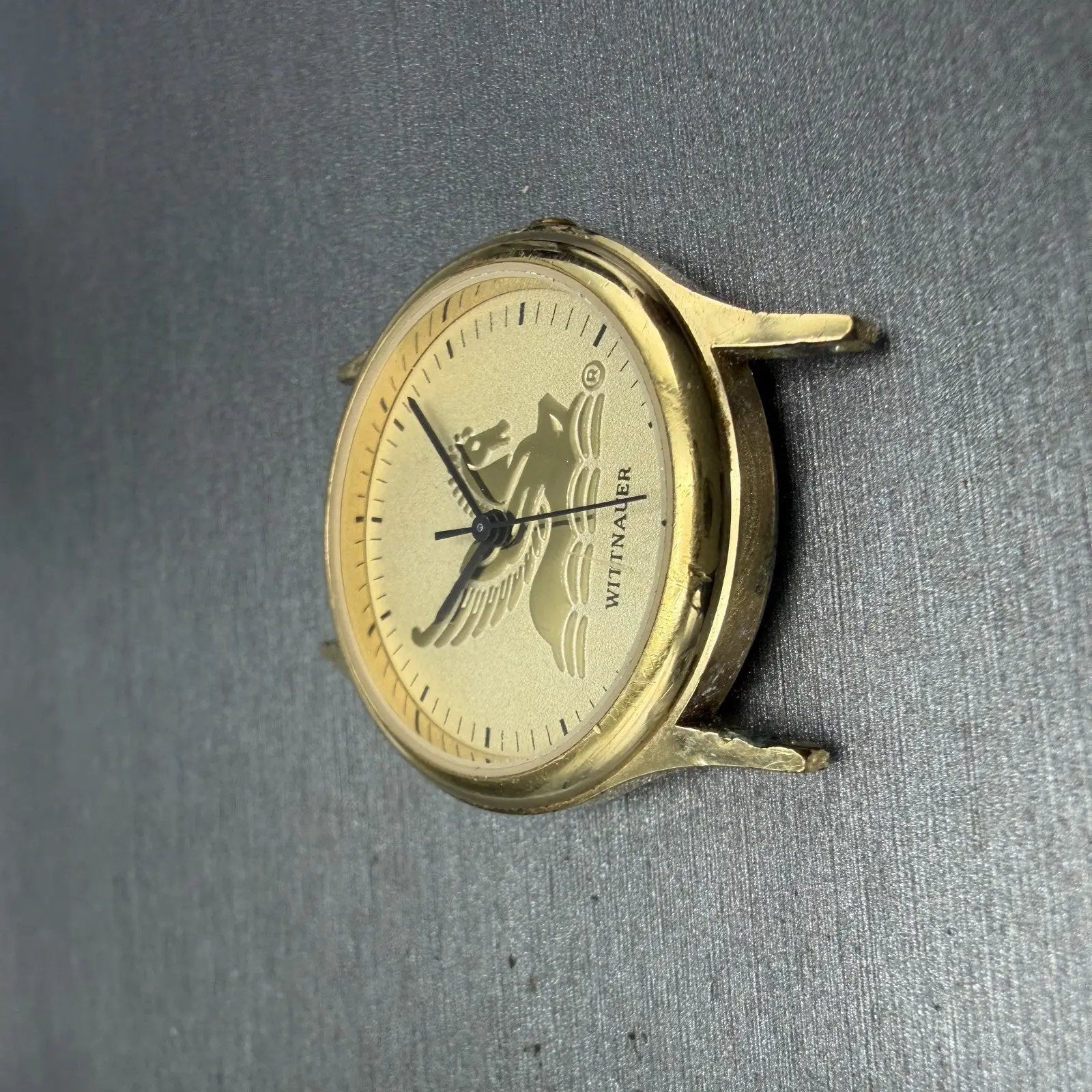 Wittnauer Pegasus Watch Men 33mm Champagne Dial Gold Tone Round New Battery2