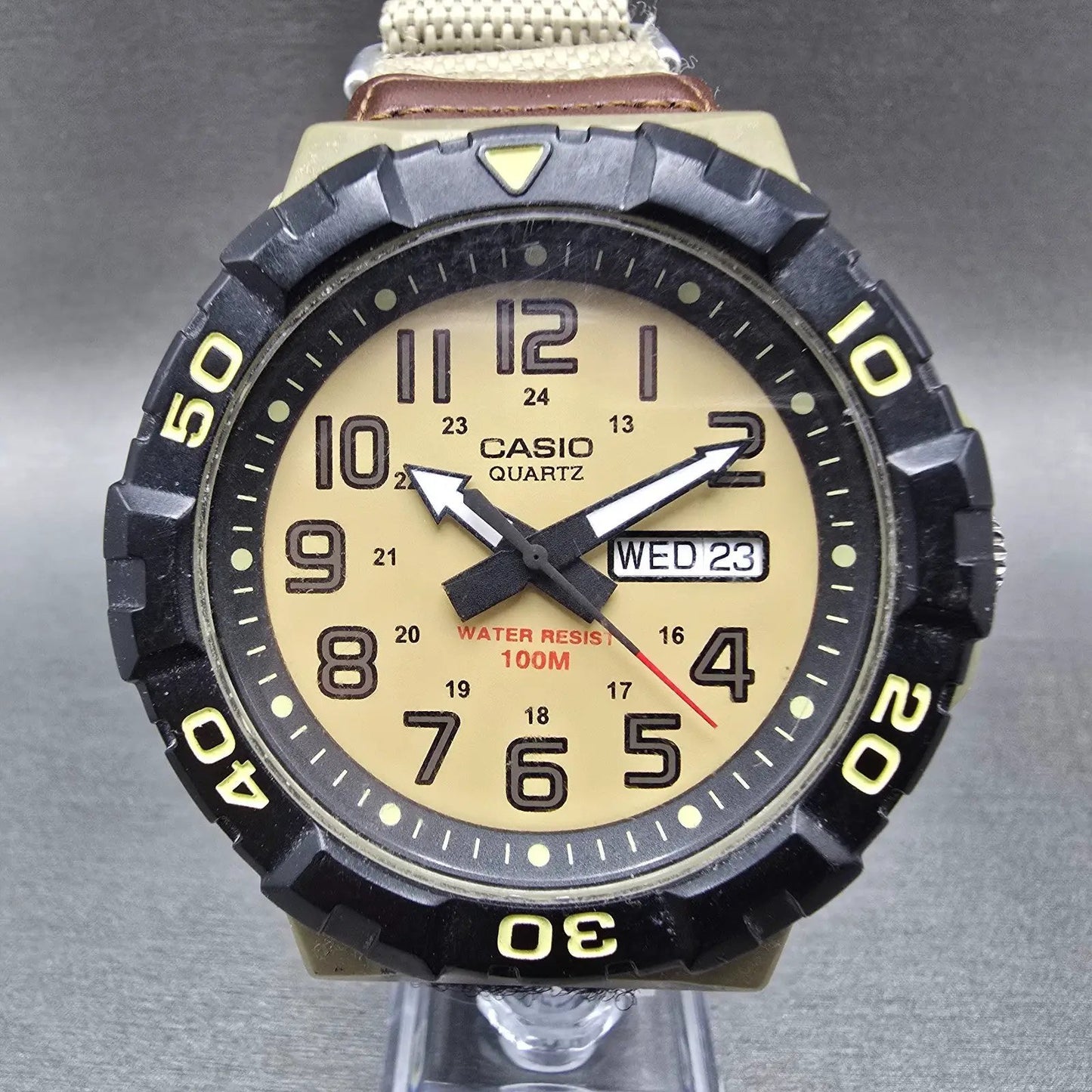 Casio Dive Watch Men 50mm Tan Dial Black & Tan Tone Round MRW-210H New Battery0