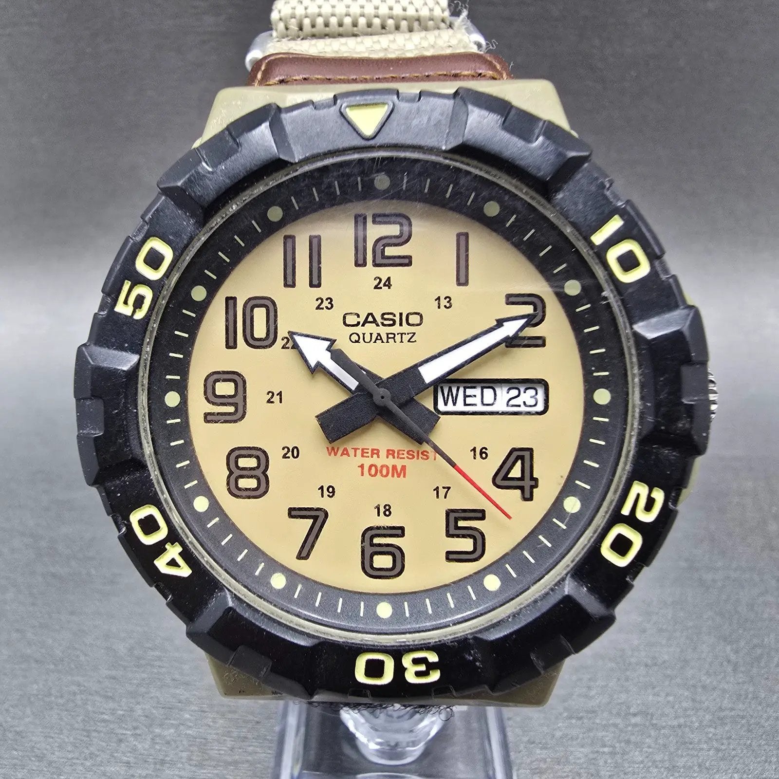 Casio Dive Watch Men 50mm Tan Dial Black & Tan Tone Round MRW-210H New Battery0