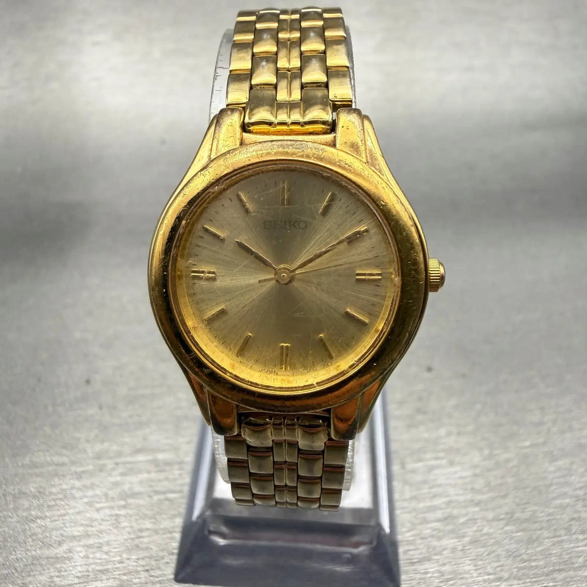 48304852