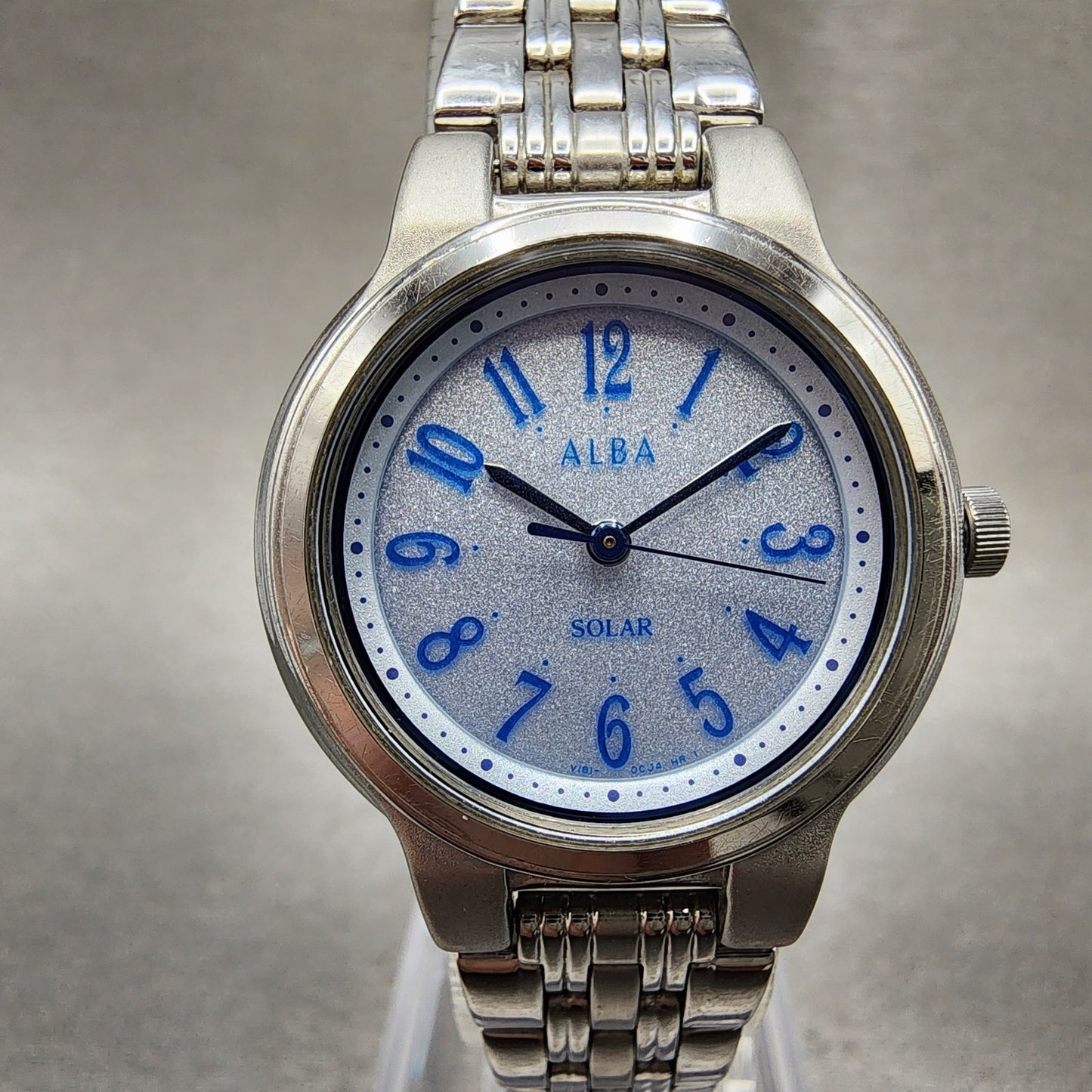 Seiko ALBA Solar Watch Women 27mm Silver Dial Silver Tone Round V1810AL0 Runs0