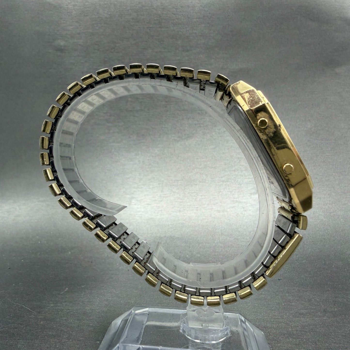 Bulova Analog Digital Watch Men 32mm Cha mange Dial Gold Tone T1 PARTS9