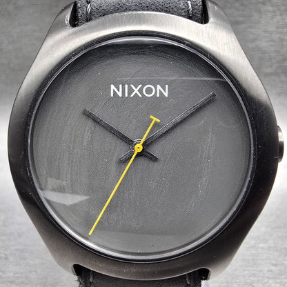Nixon The Mod Watch Men 39mm Gray Dial Black Tone Round Leather Band New Battery1