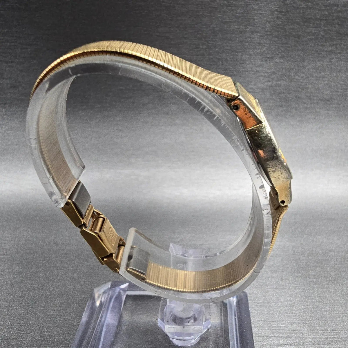 Seiko Watch Women 19mm Gold Dial Gold Tone Round 1400-0079 New Battery Vintage o8