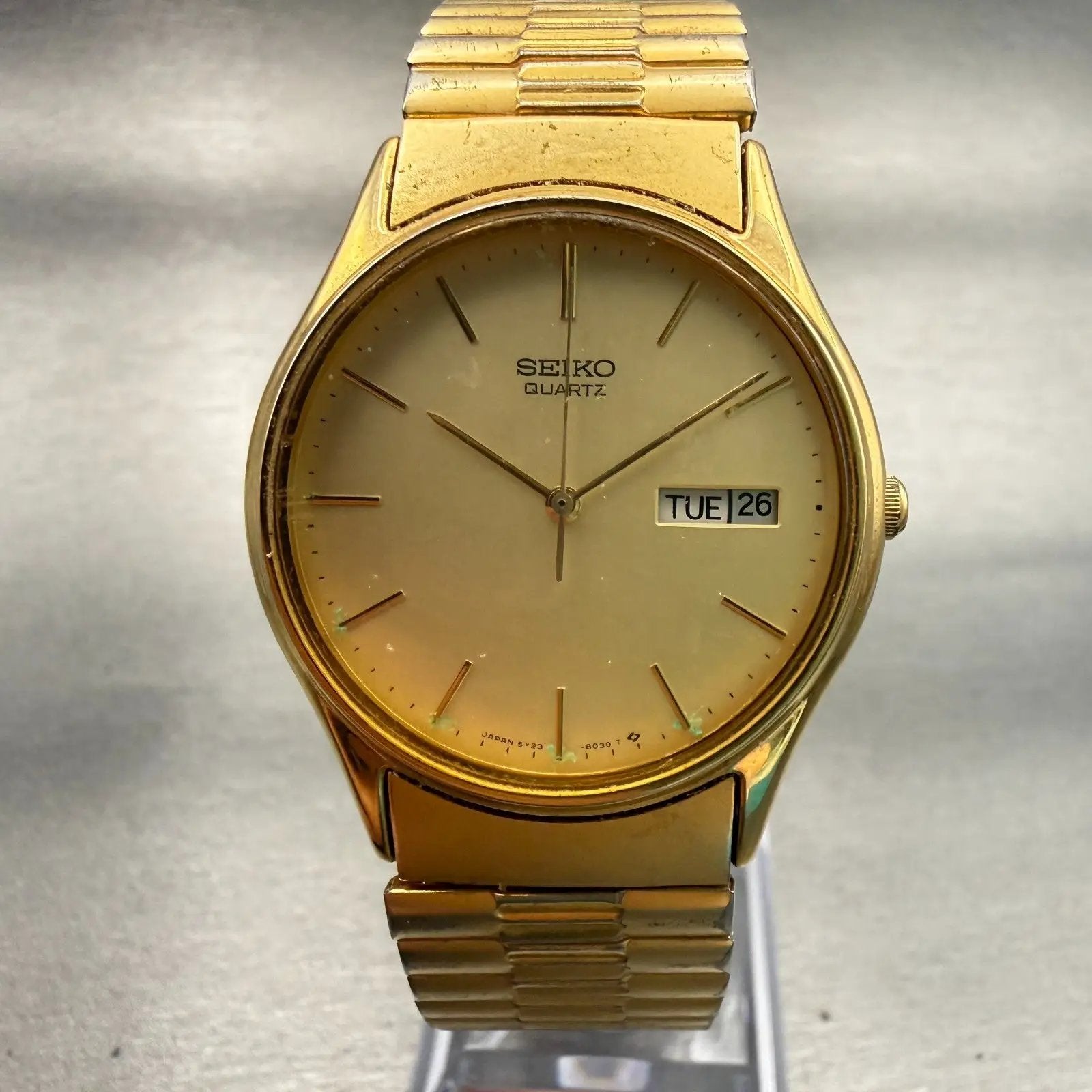 Seiko Watch Men 34mm Champagne Dial Gold Tone Daydate Round 5Y23-8039 New Batt0
