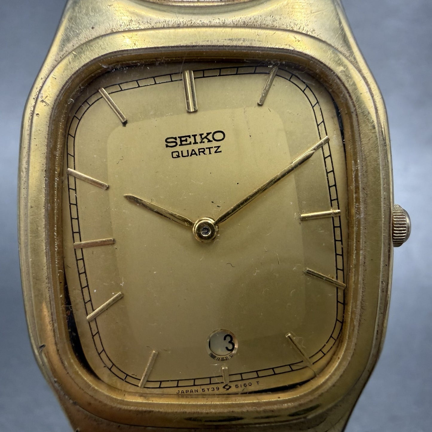 Seiko Tank Watch Men 30mm Gold Dial Gold Tone Rectangle 5y395089 PARTS2