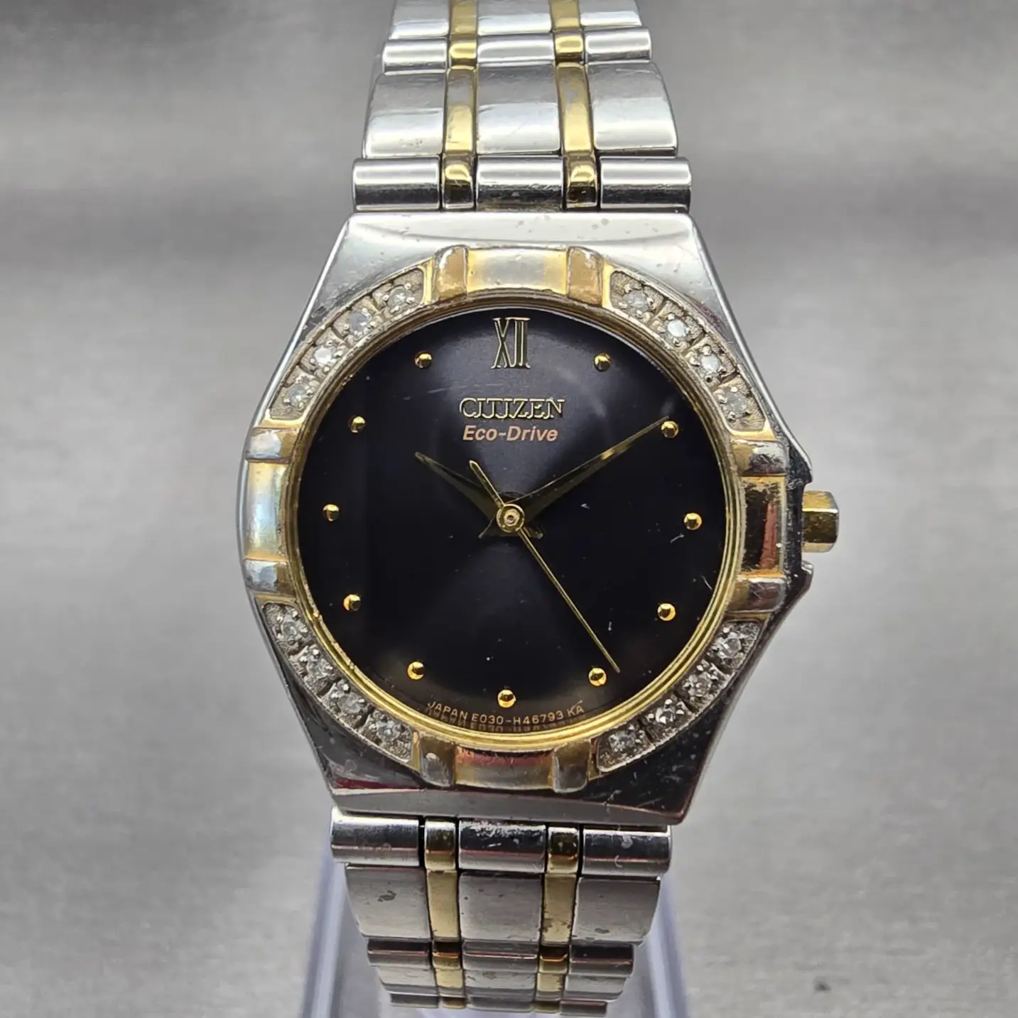 Citizen Eco-Drive Watch Women 26mm Black Dial Two Tone Gemmed E030-H26647 Works0