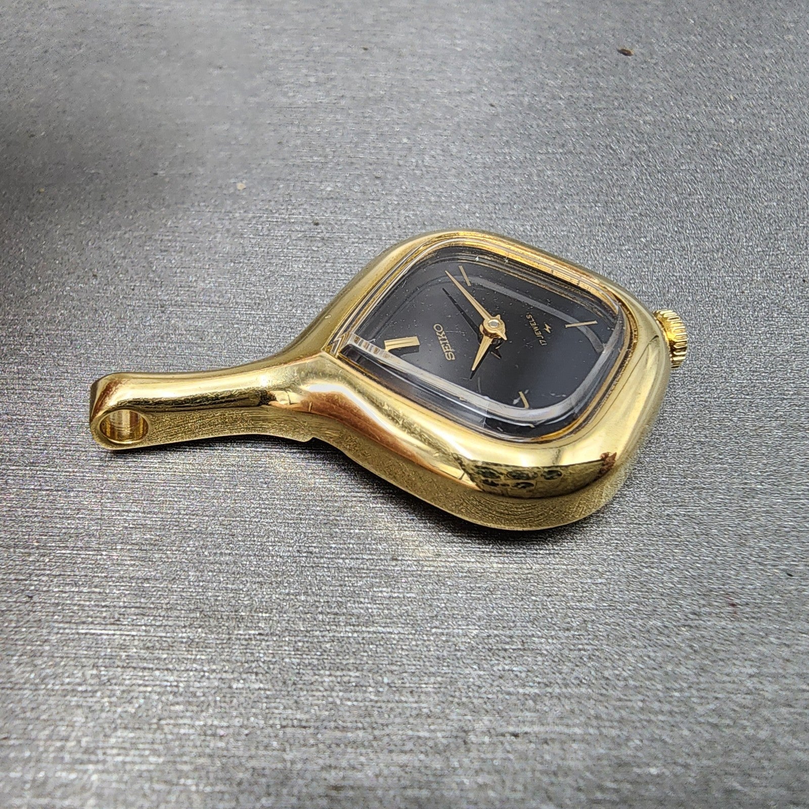 Seiko Pendant Watch Women 25mm Black Dial Gold Plated 117980 Manual Wind Runs3
