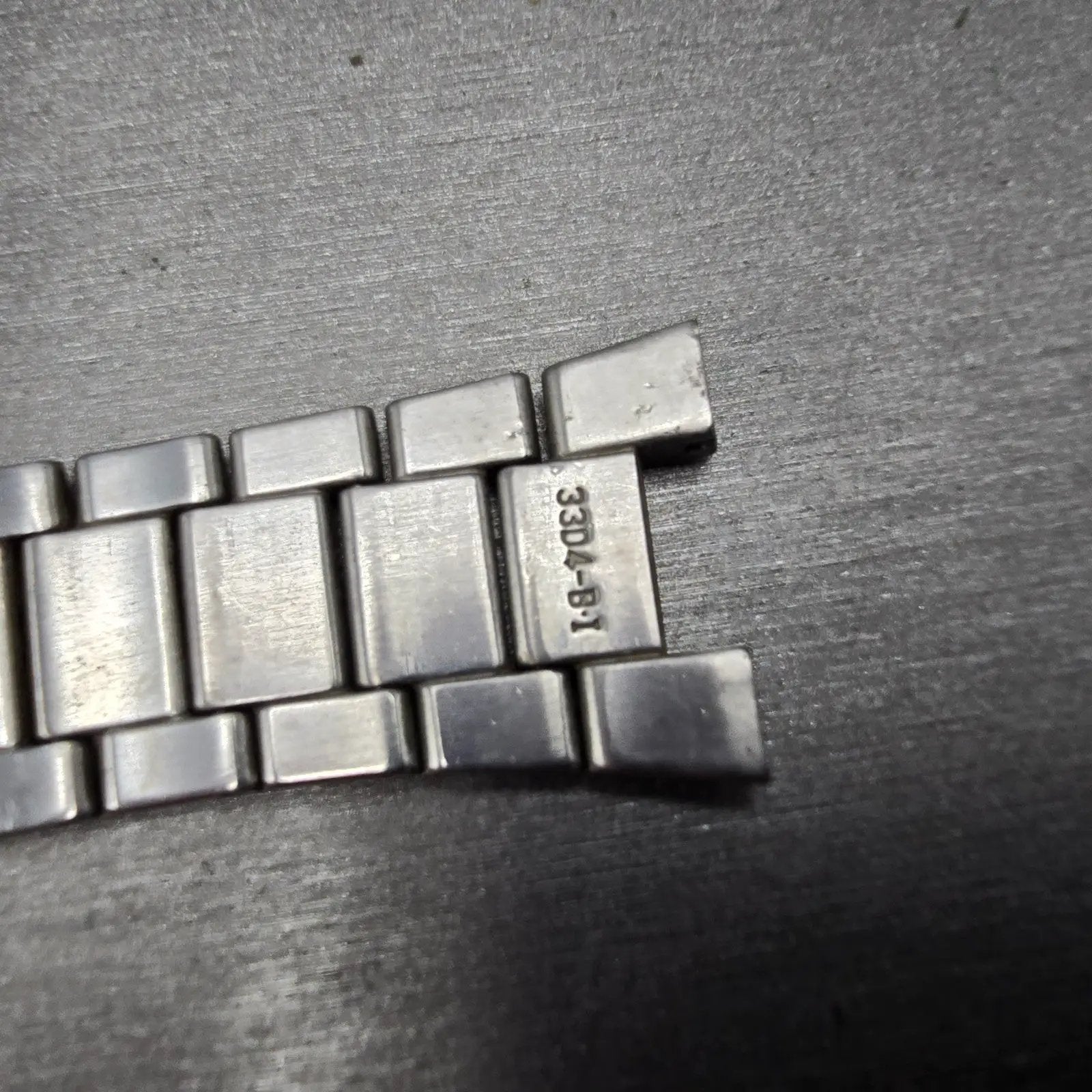 48519422