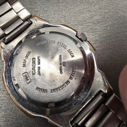 Casio MTP-3036 Watch Men 41mm Black Dial Silver Tone Date Round VTG New Battery10