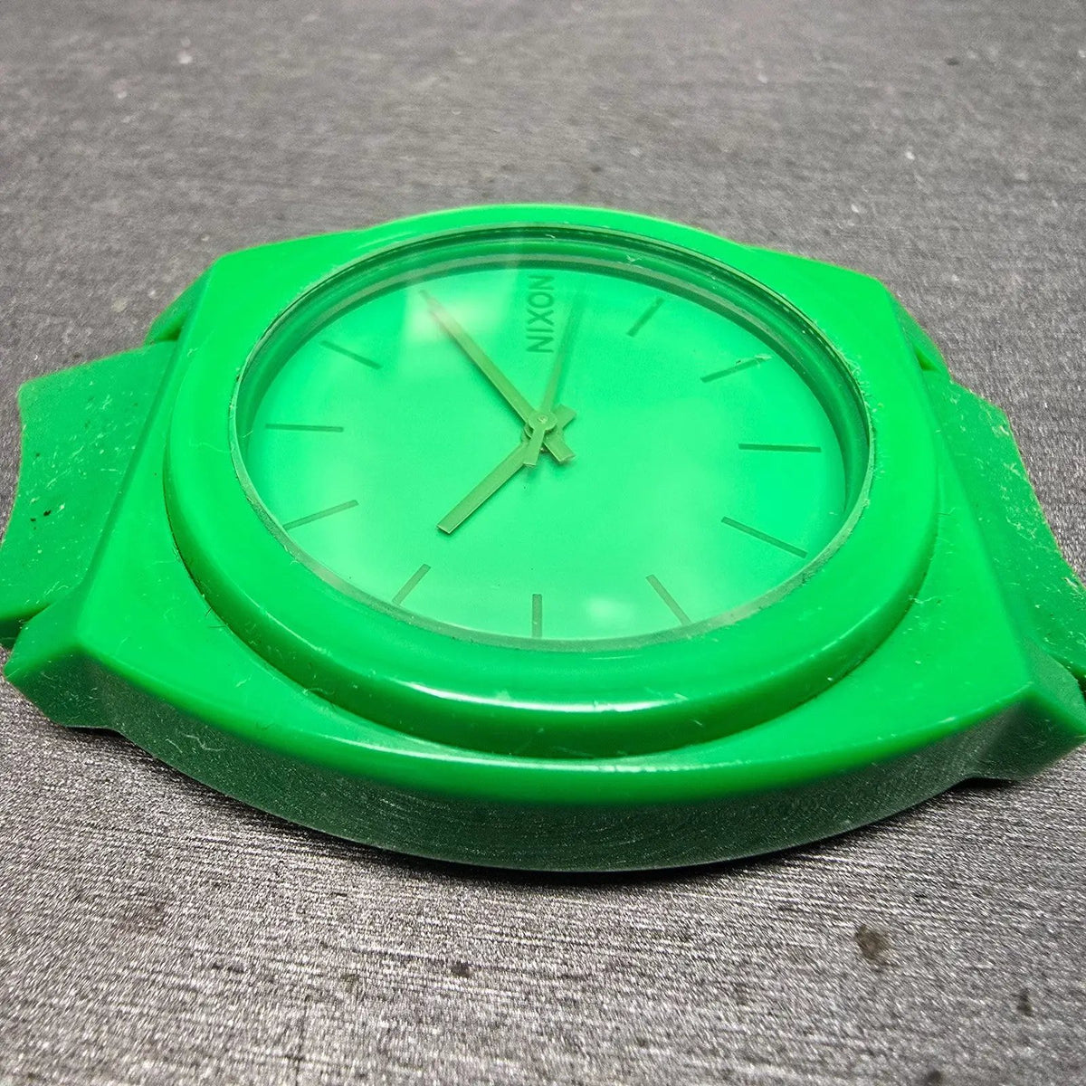 Nixon Time Teller Watch Men 39mm Green Dial Green Tone Round New Battery3