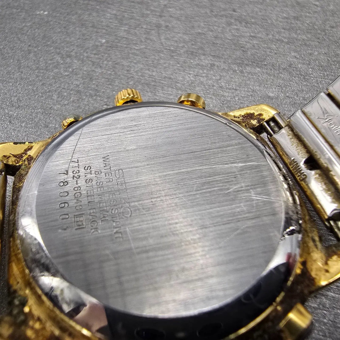 Seiko Chronograph Watch Men 38mm Black Dial Gold Tone Date 7T32-6G43 PARTS VTG11