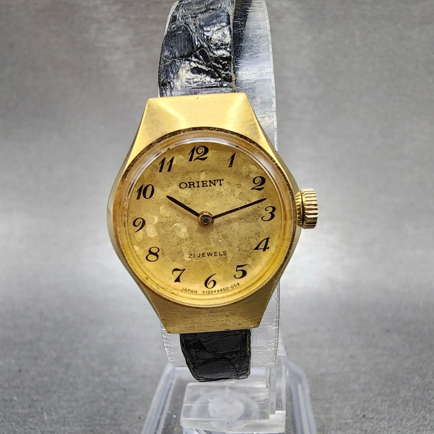 Orient Watch Women 21mm Gold Dial Gold Tone Round Manual Wind Runs Vintage0