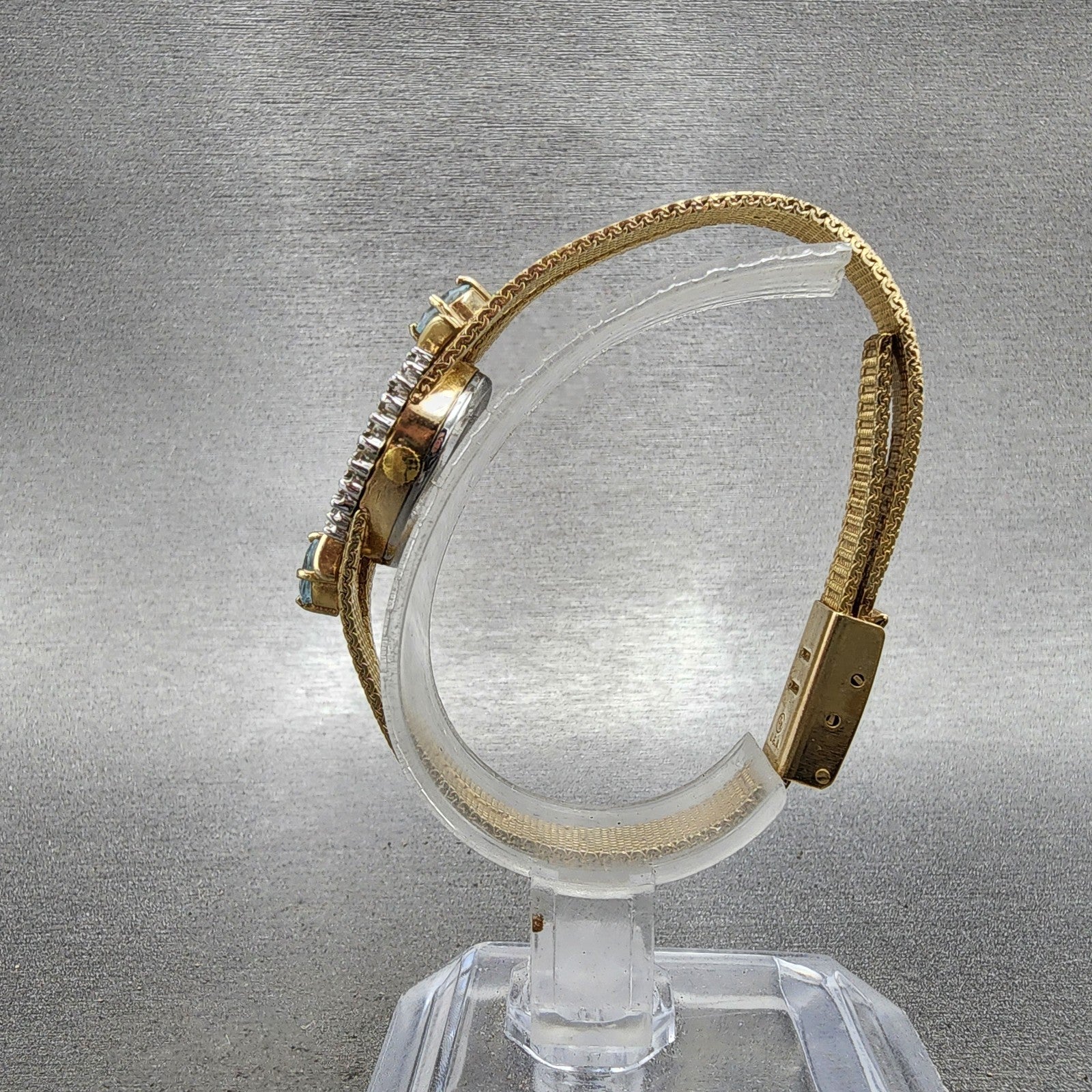 Armitron Deauville Diamond Watch Women 15mm Gold Dial Gold Tone Oval New Battery6
