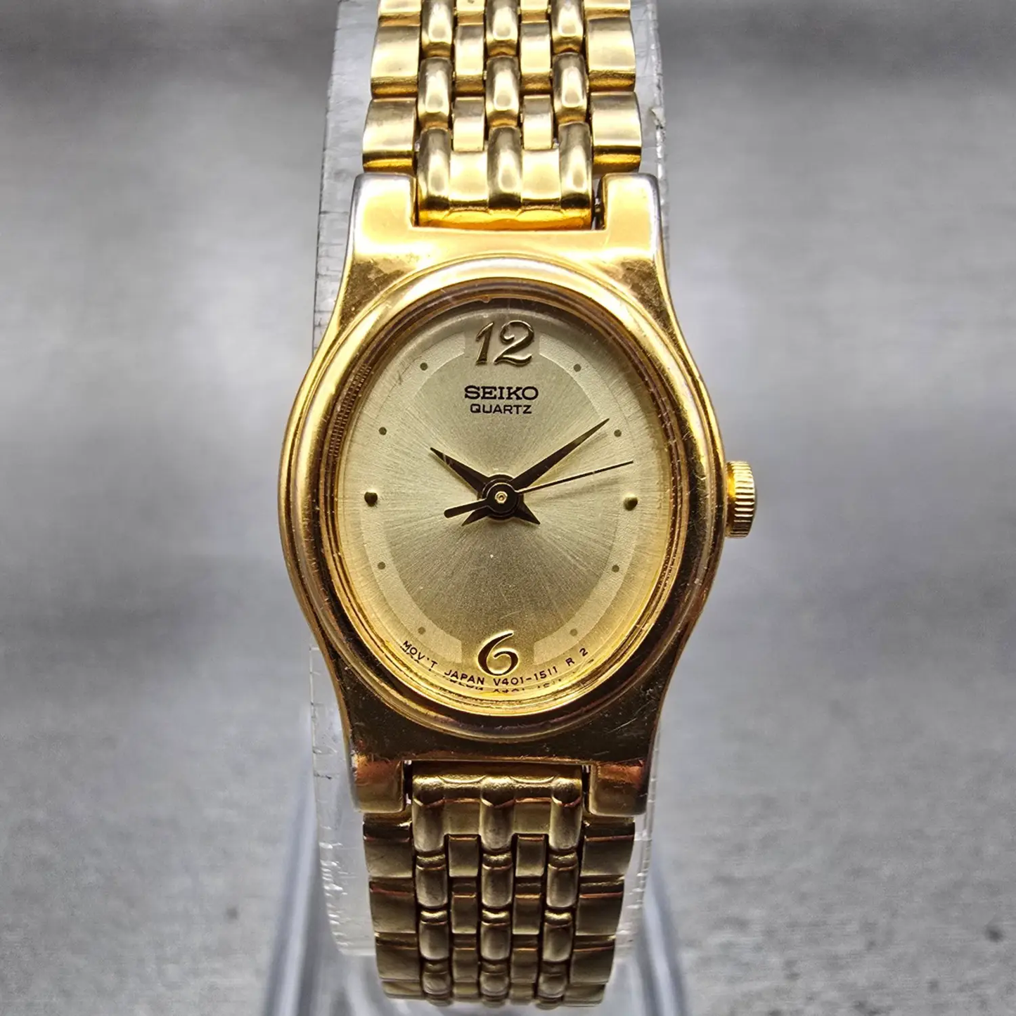 Seiko Watch Women 17mm Gold Dial Gold Tone Oval V401-5109 New Battery Vintage0