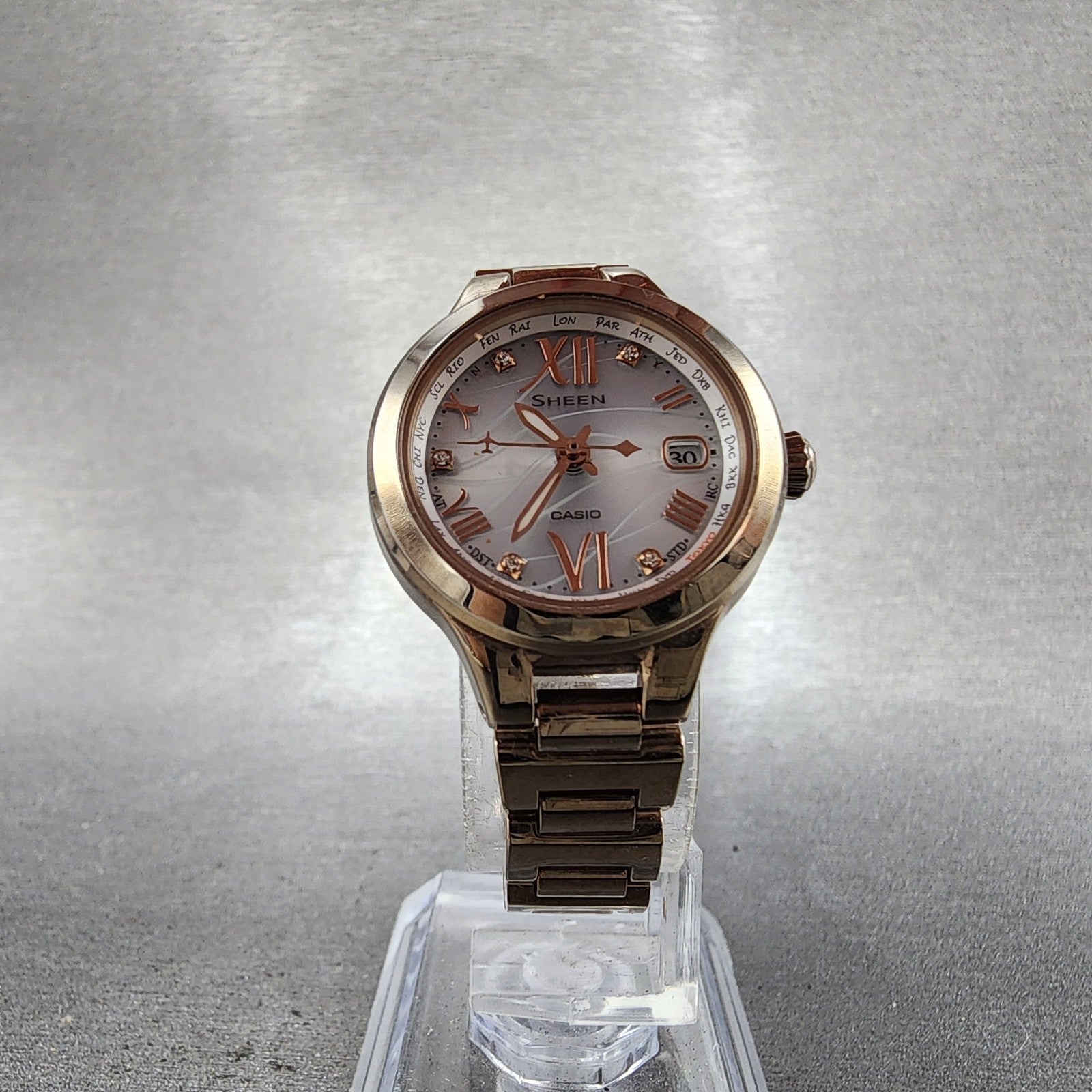 Casio Sheen SHW1700 Watch Women 26mm White Dial Gold Tone Date Round Runs5