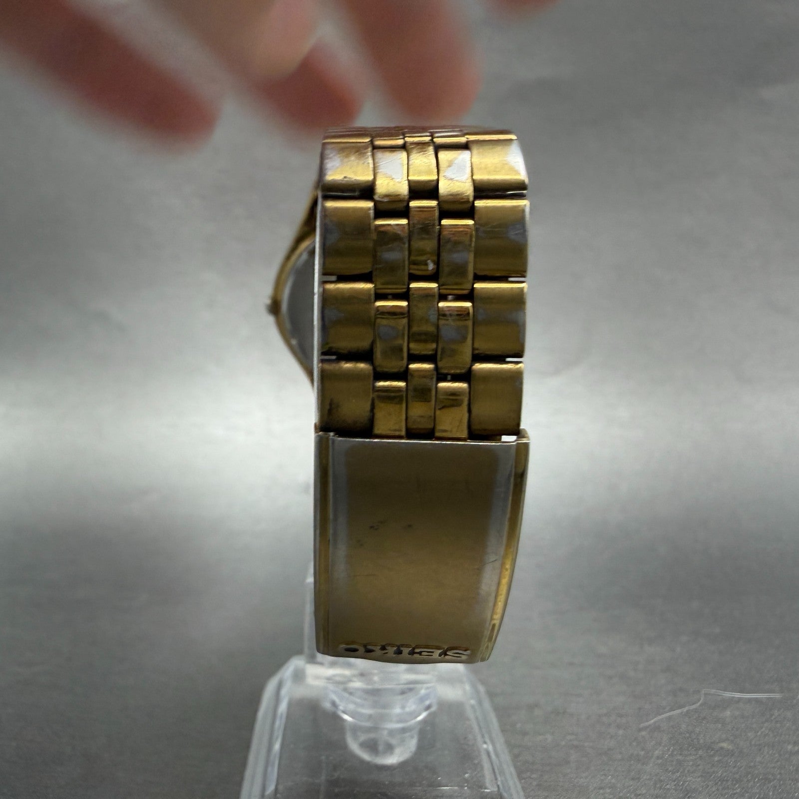 Seiko SQ Watch Men 35mm Champagne Dial Gold Tone Daydate 5y23-8049 New Battery B7