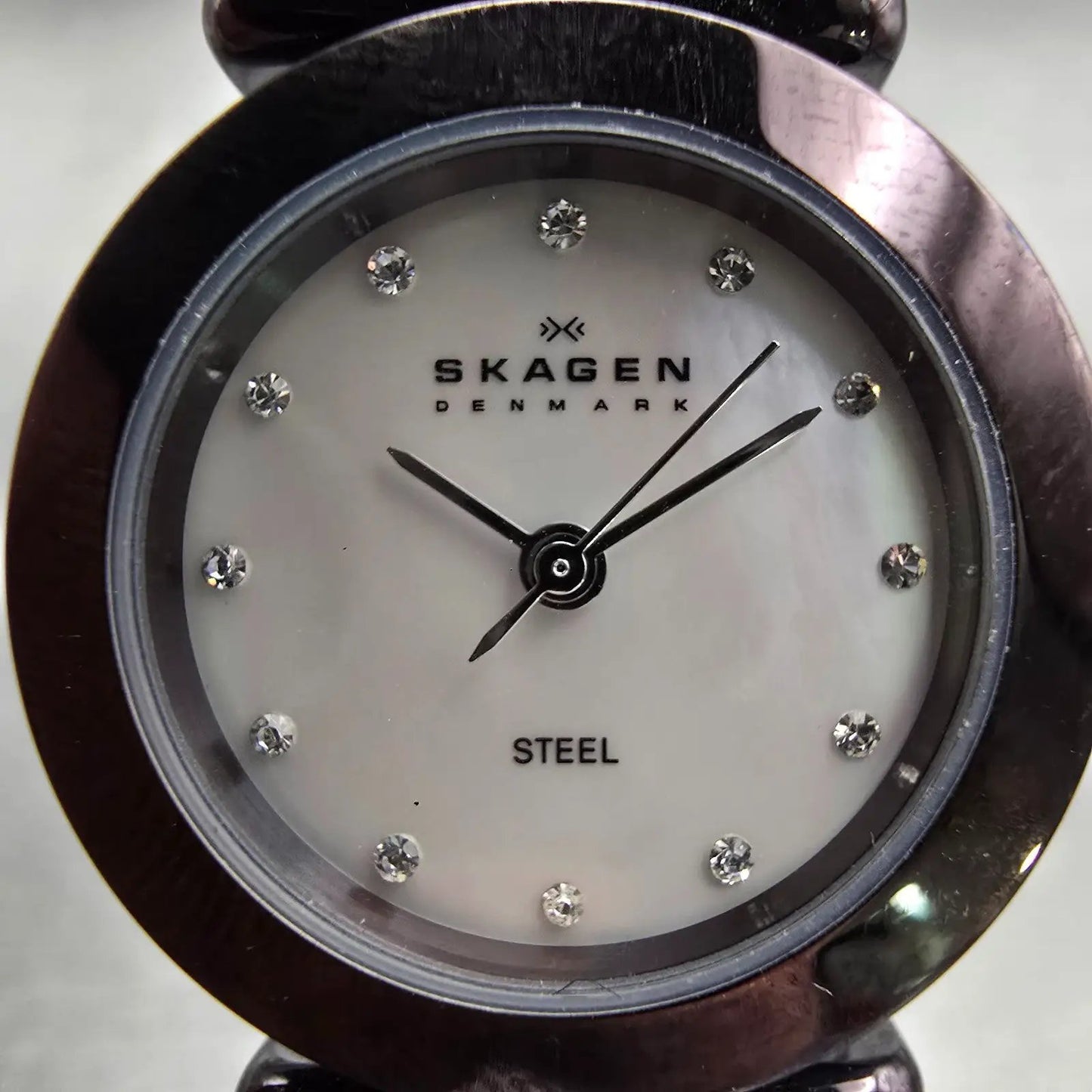 Skagen Steel Watch Women 25mm MOP Dial Dark Brown Tone Round 107SMMD New Battery1