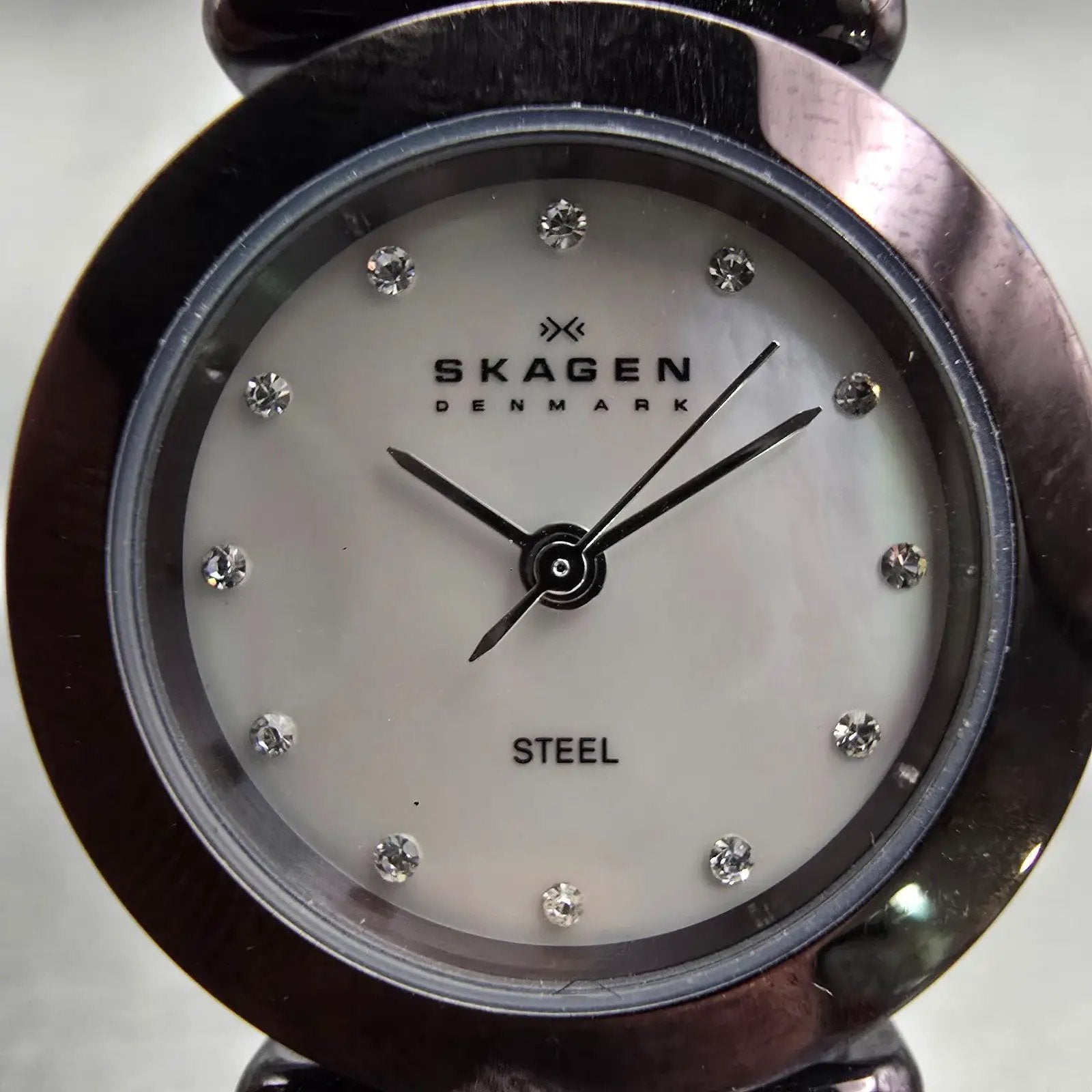 Skagen Steel Watch Women 25mm MOP Dial Dark Brown Tone Round 107SMMD New Battery1
