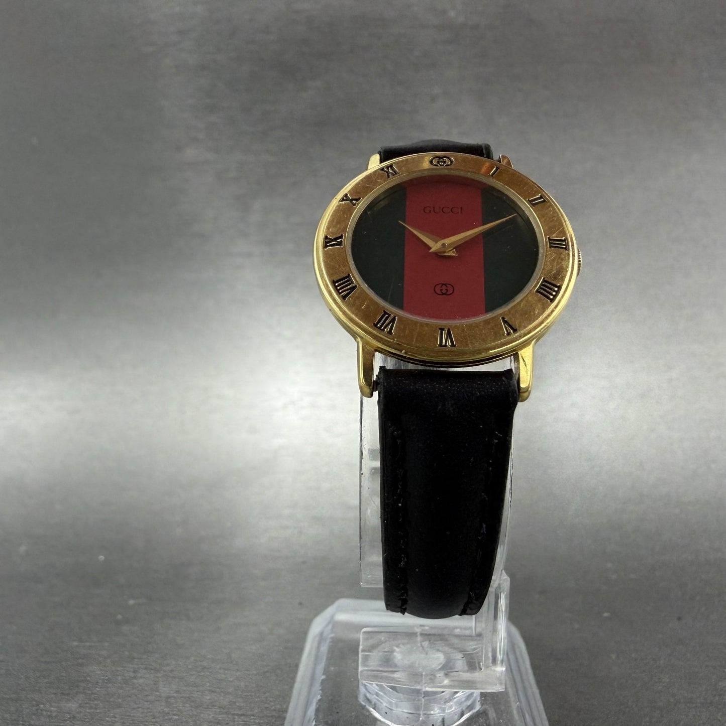 Gucci 3000L Watch Women 26mm Red Green Dial Gold Plated Round Leather New BattA15