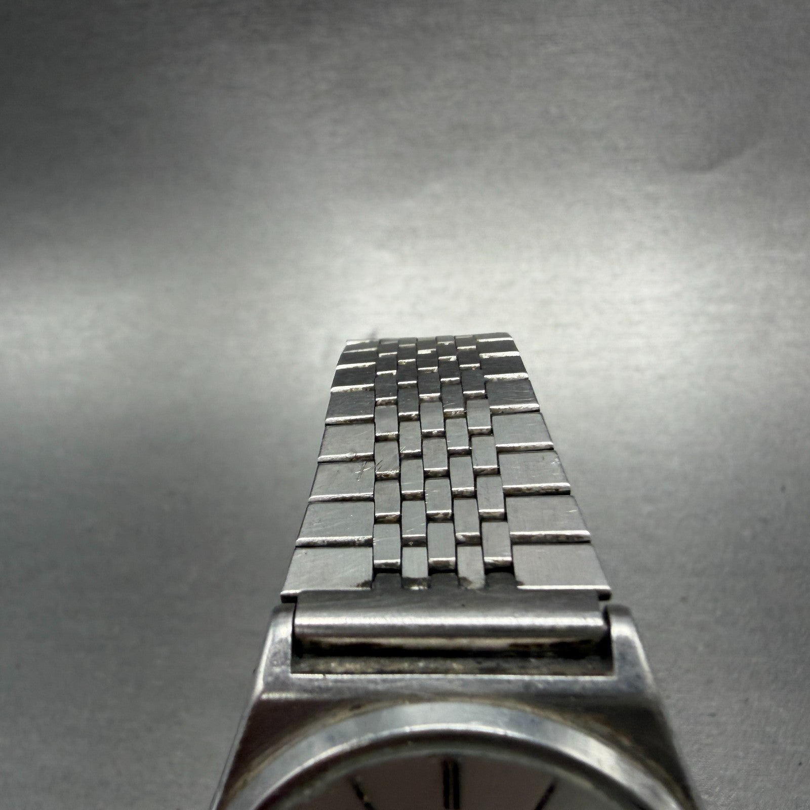 Seiko ALBA Watch Men 35mm Silver Dial Silver Tone Daydate V743-8A10 New Battery14