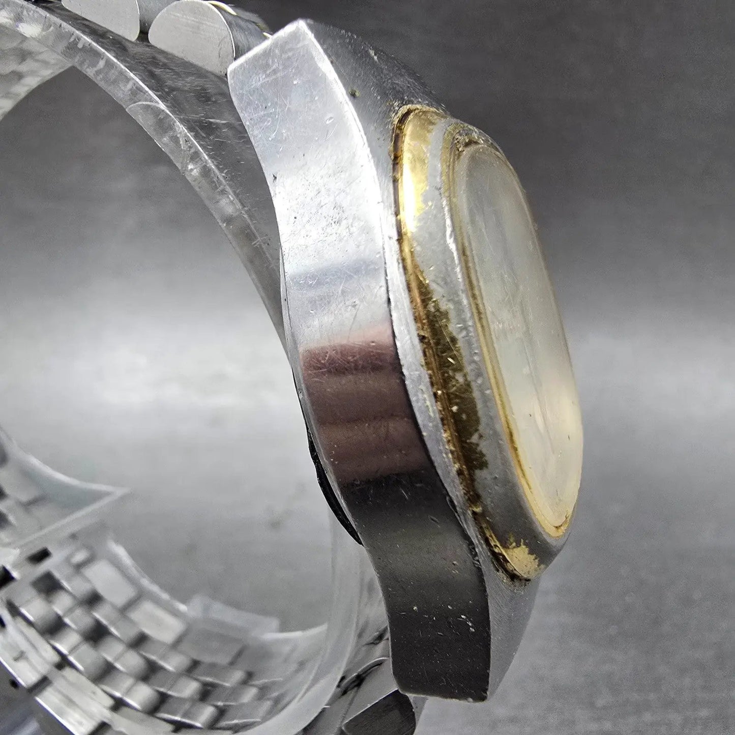 Bulova Accutron Watch Men 35mm Silver Dial Two Tone Daydate Round New Battery3