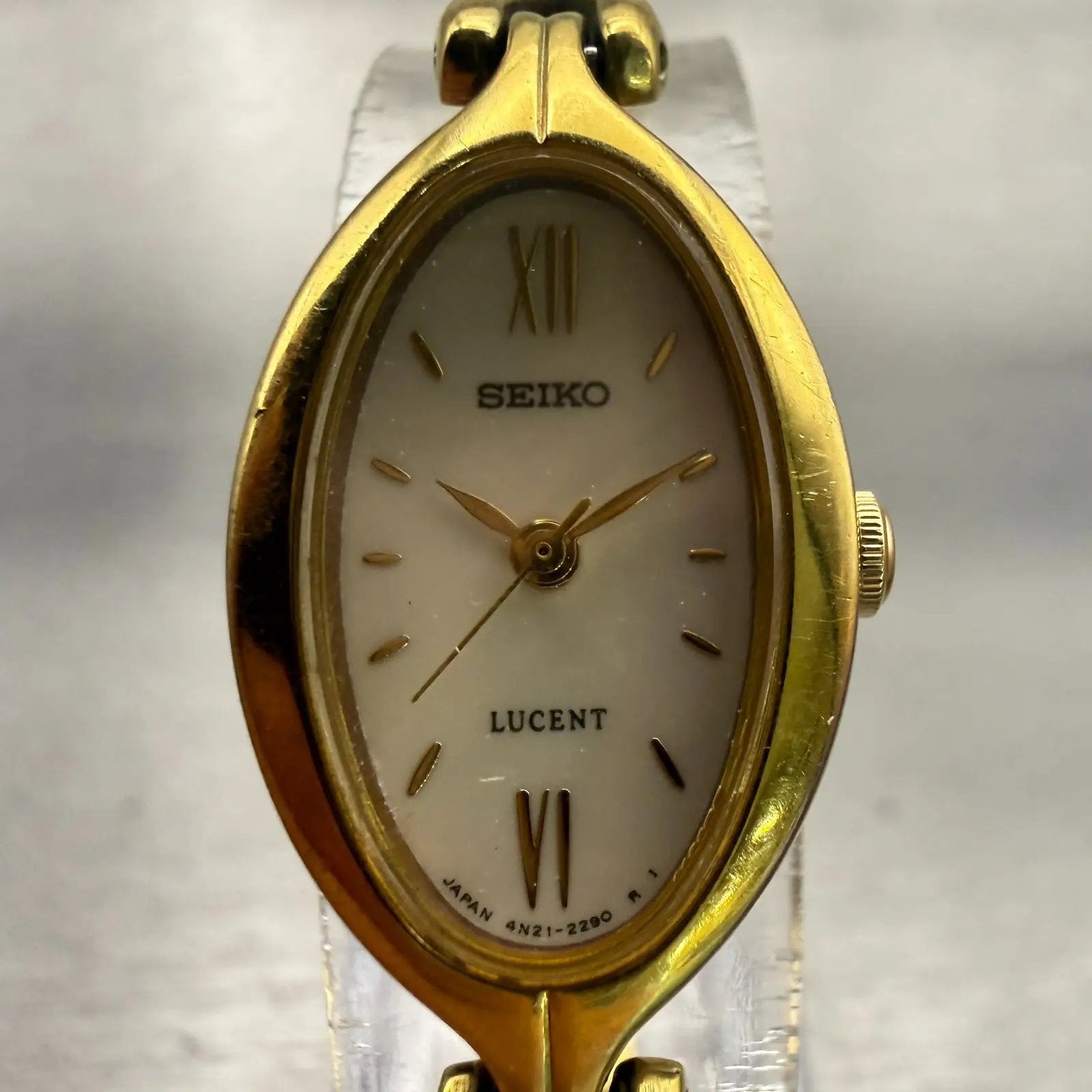 Seiko Lucent Watch Women 17mm White Dial Gold Tone Oval 4N21-5350 New Battery1