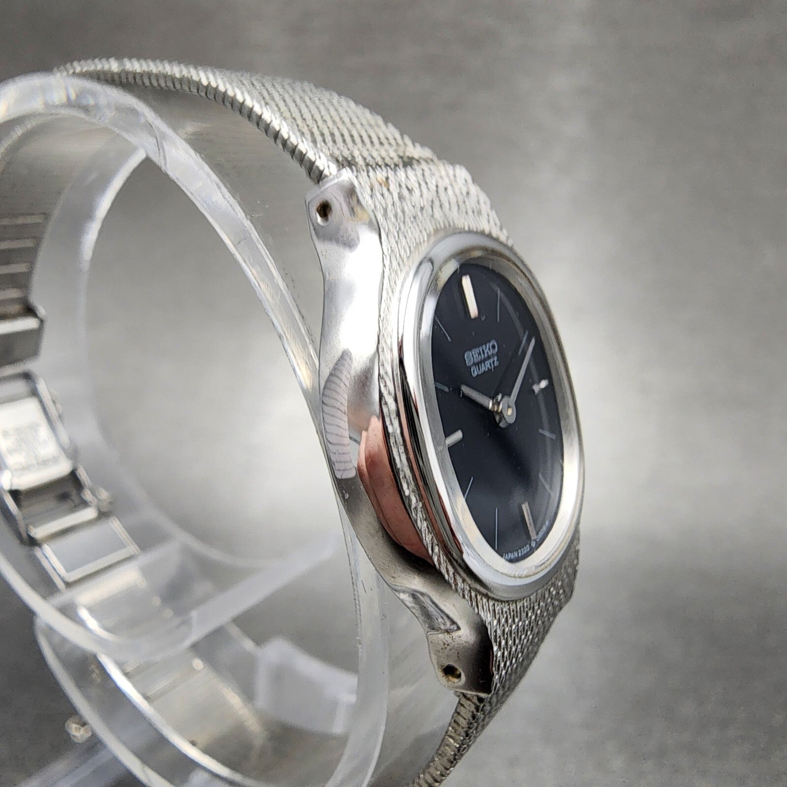 Seiko Watch Women 20mm Black Dial Silver Tone Oval 23205359 New Battery3