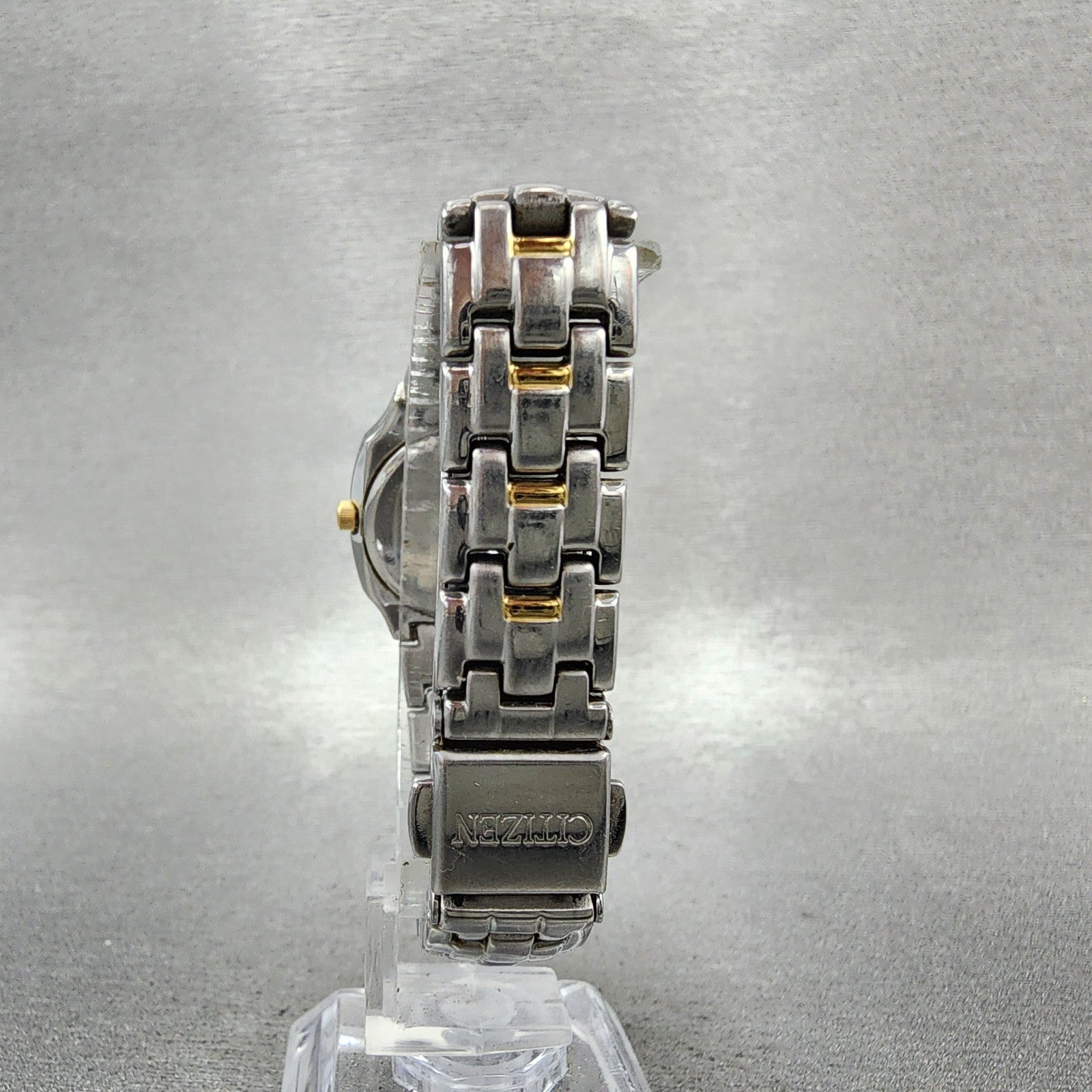 Citizen EcoDrive Watch Women 25mm White Dial Two Tone Date E011S049601 Run7