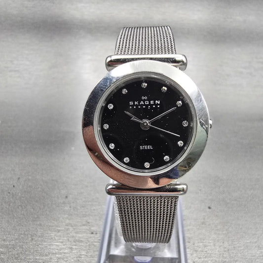 Skagen Denmark Watch Women 25mm Black Dial Silver Tone Round 107SSSBD New Batt0