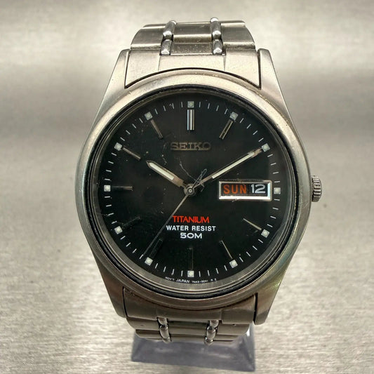 Seiko Titanium Watch Men 36mm Black Dial Gray Daydate Round 7N43-9050 New Batt0