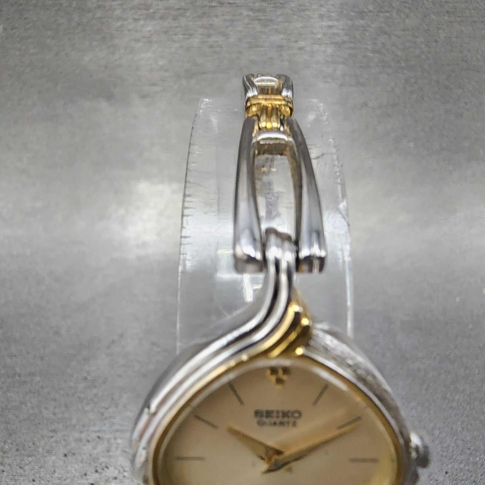 Seiko Watch Women 23mm Champagne Dial Two Tone Vintage 23206620 New Battery4