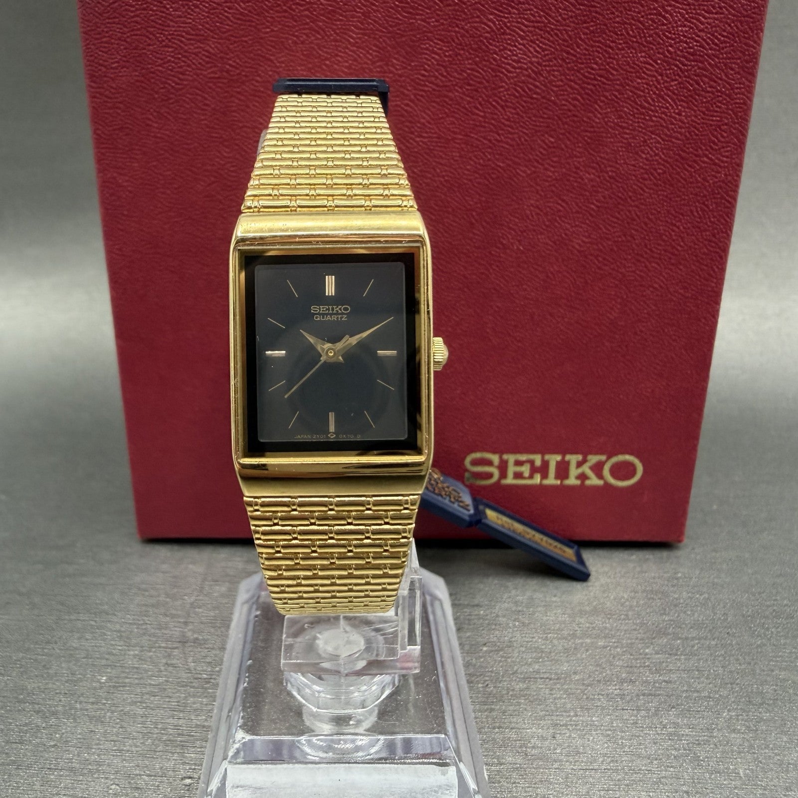 Seiko Tank Watch Women 19mm Black Dial Gold Tone 2Y015D1H New Batt NOS W/Box0