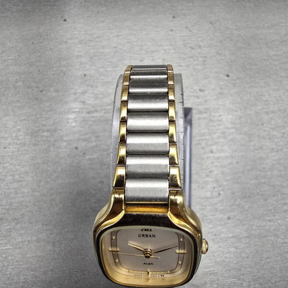 Seiko Alba Urban Watch Women 22mm Silver Dial Two Tone V801-5280 New Battery4