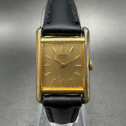 Seiko Tank Watch Women 18mm Champagne Dial Gold Tone VTG 1400-5039 New Battery0