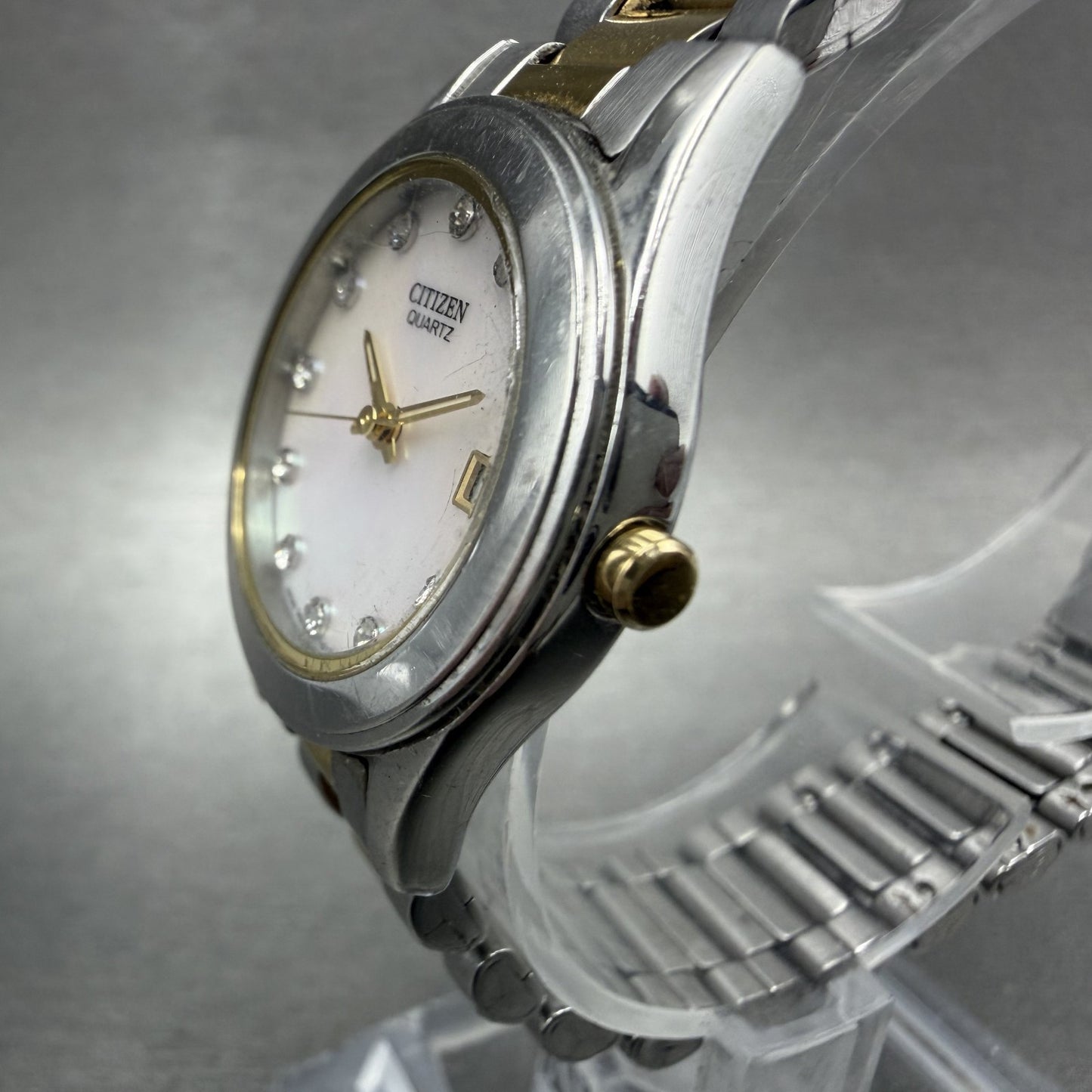 Citizen Watch Women 26mm MOP Dial Two Tone Date Round 1012S075670 New Battery2