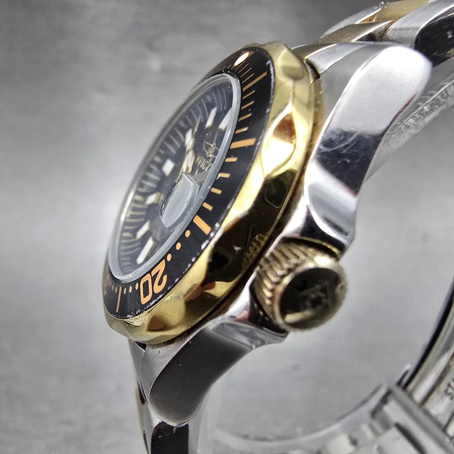 Invicta Dive Watch Women 27mm Black Dial Two Tone Date 7063 Round New Battery2