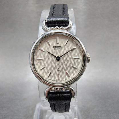 Seiko Watch Women 20mm Silver Dial Silver Tone Round 14000500 New Battery0
