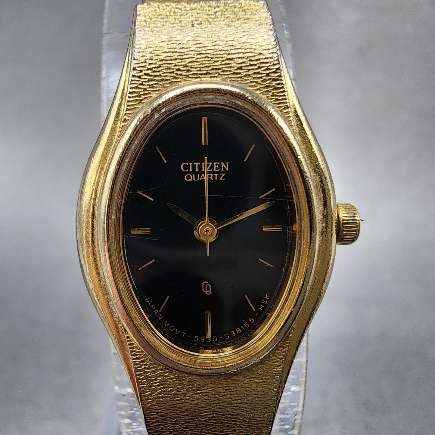 Citizen CQ Watch Women 17mm Black Dial Gold Tone Oval 5930S25350 New BatteryA121