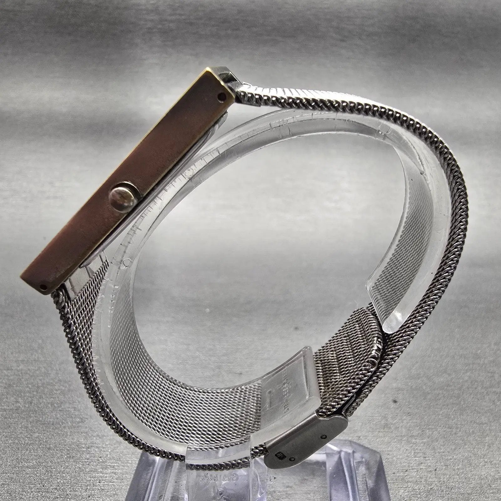 Skagen Denmark Watch Men 22mm White Dial Silver Tone Rectangle 1USS New Battery6