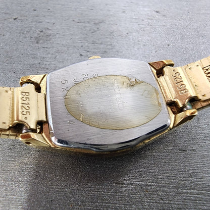 Seiko Watch Women 18mm Champagne Dial Gold Tone 2c206440 New Battery9