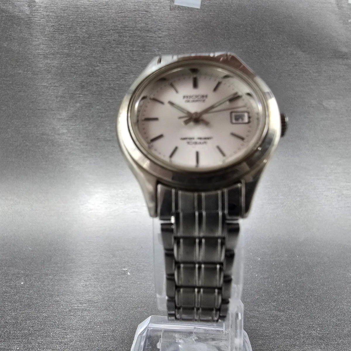 Ricoh Watch Women 26mm Silver Dial Silver Tone Date Round  New Battery5