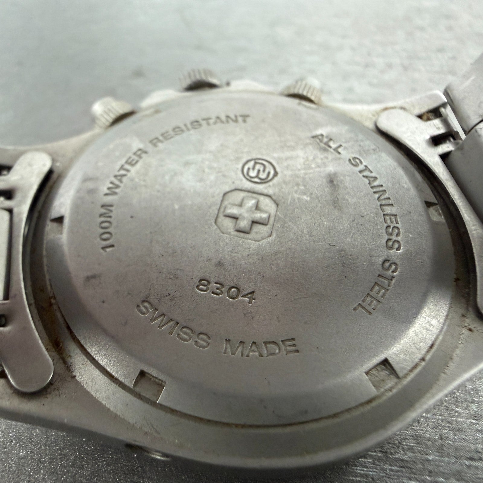 Swiss Military Chronograph Watch Men 37mm Silver Dial Steel Date 8304 New Batt9