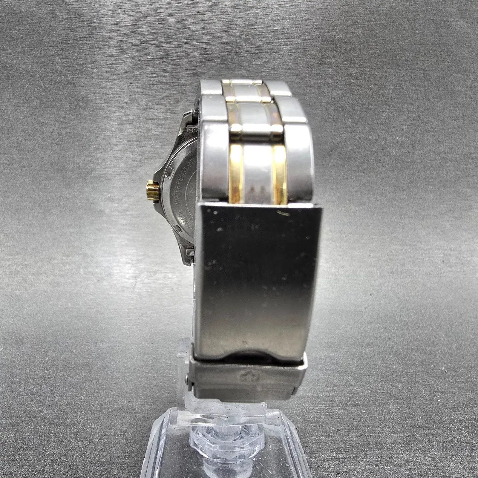 Wenger Swiss Military Watch Women 33mm MOP Dial Two Tone Date 79093 New Battery9