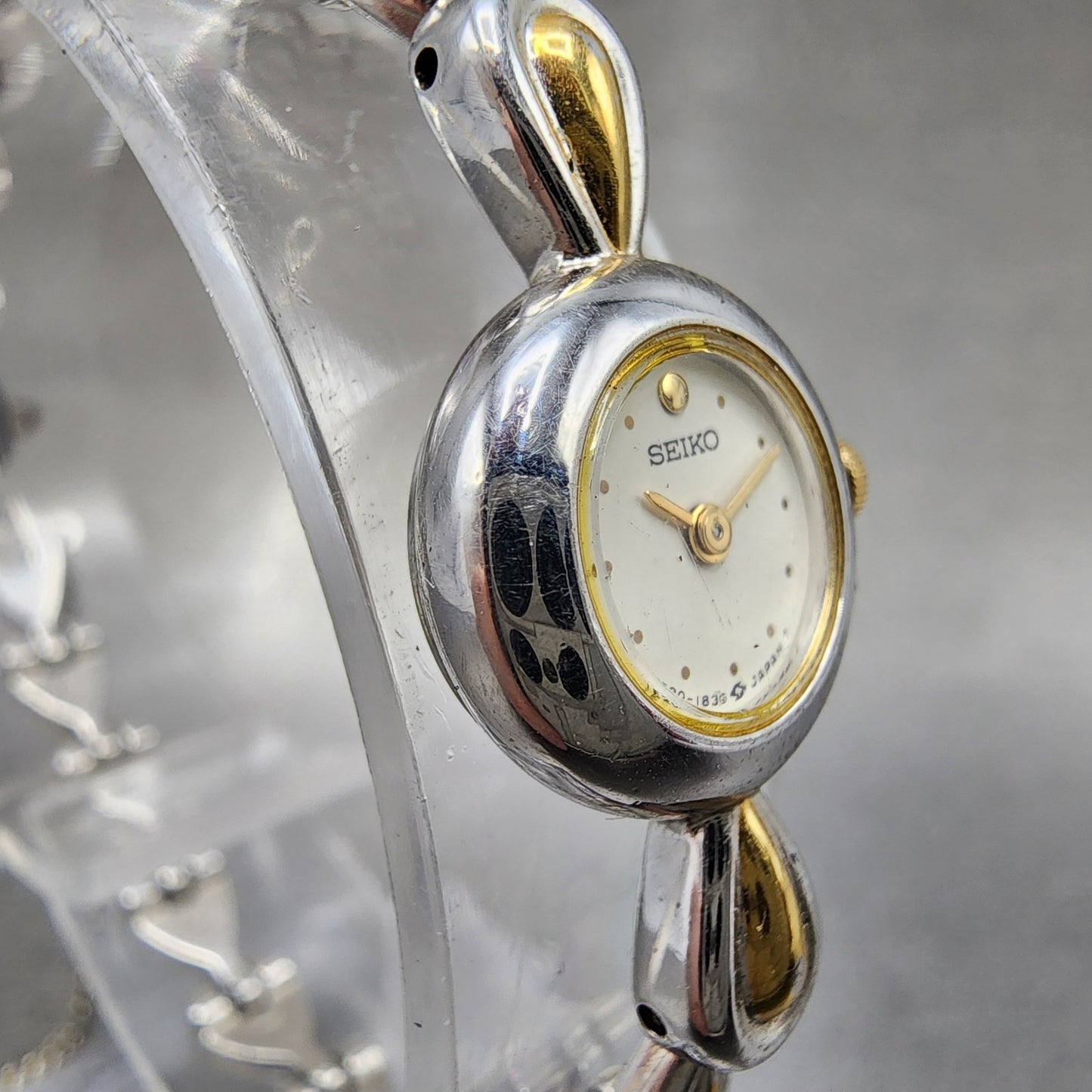 Seiko Watch Women 14mm White Dial Two Tone Round 1e200540 New Battery3