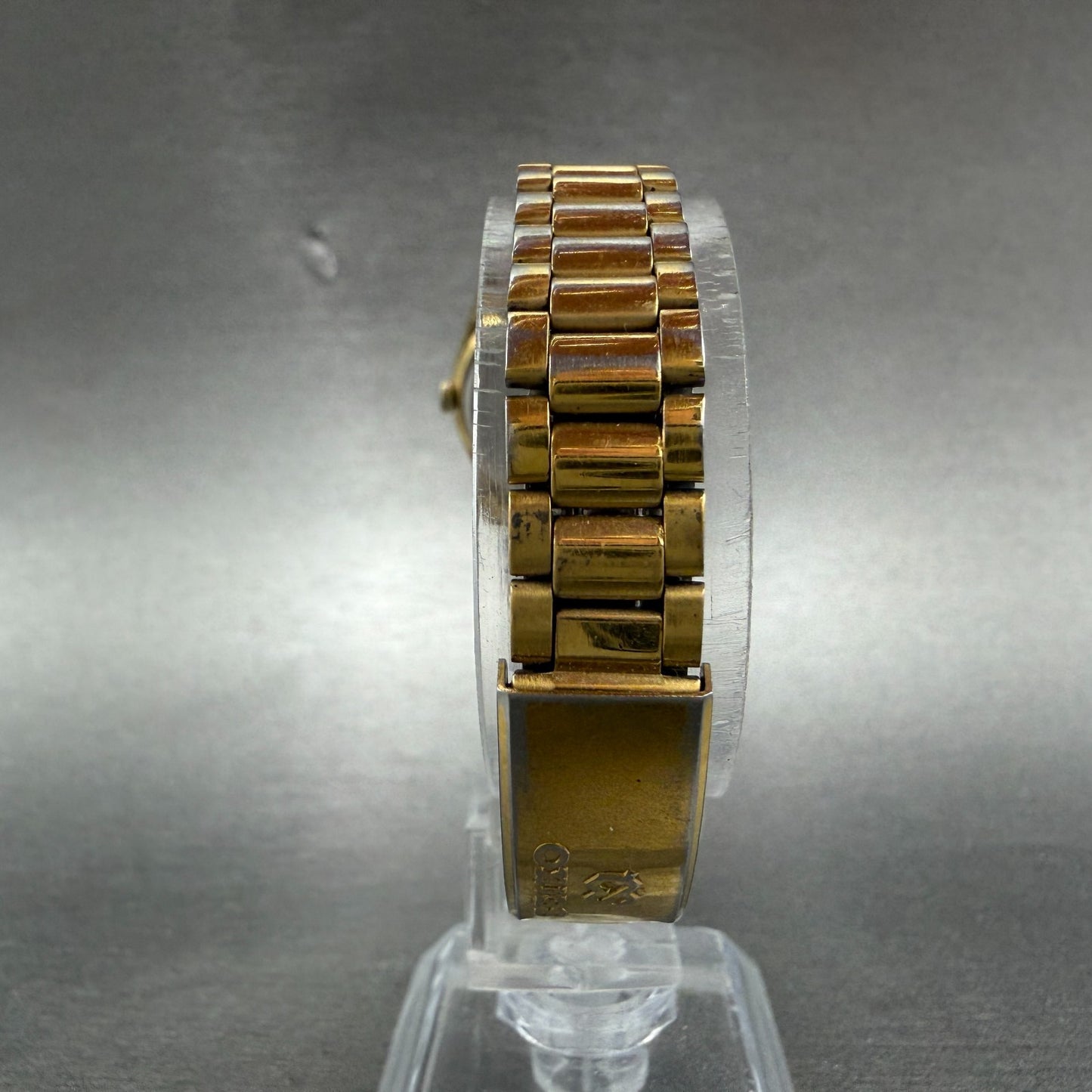 Seiko SQ Watch Women 24mm Champagne Dial Gold Tone Daydate 2a23-0030 READ NewBat7