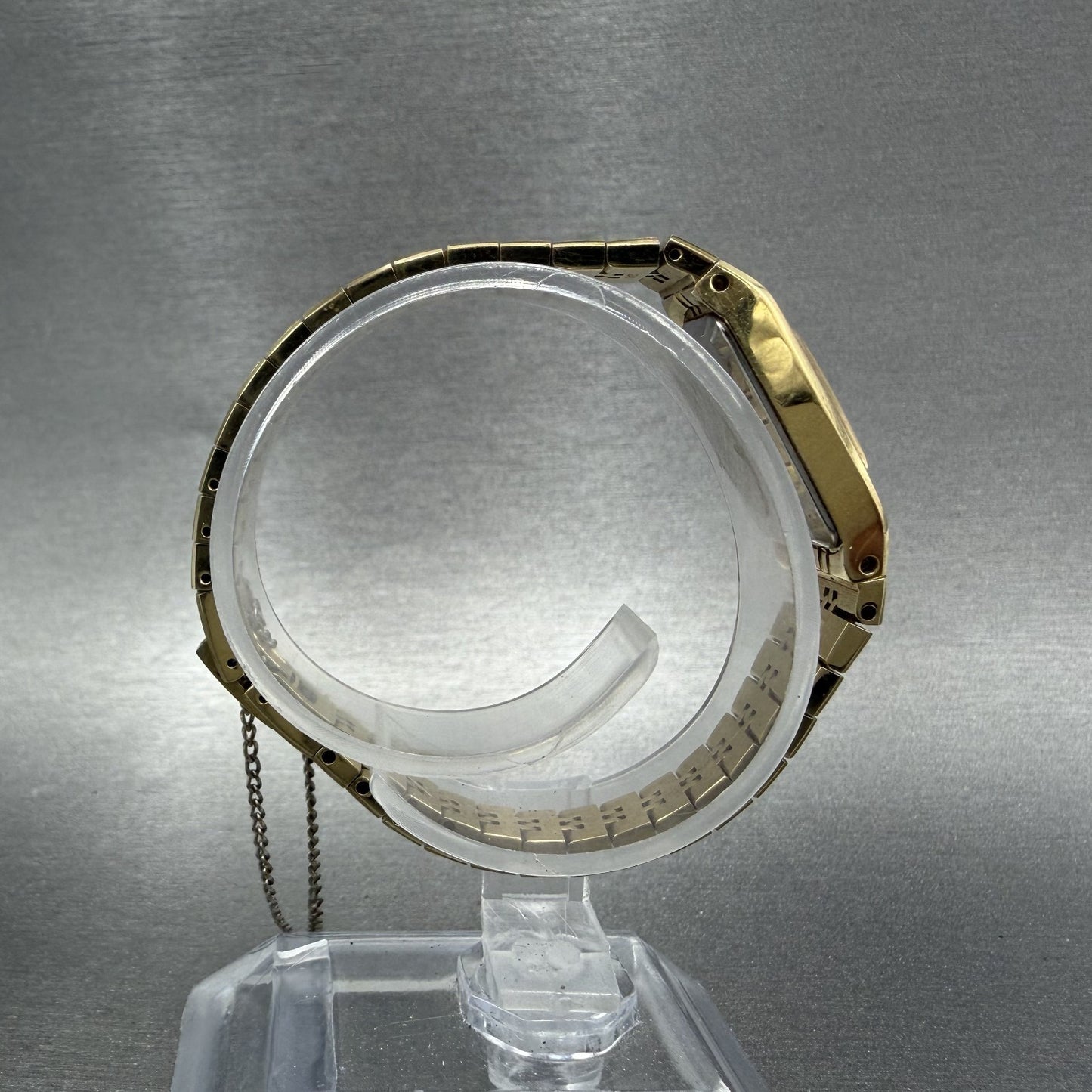 Seiko Tank Watch Women 13mm Champagne Dial Gold Tone 13205620 New Battery8