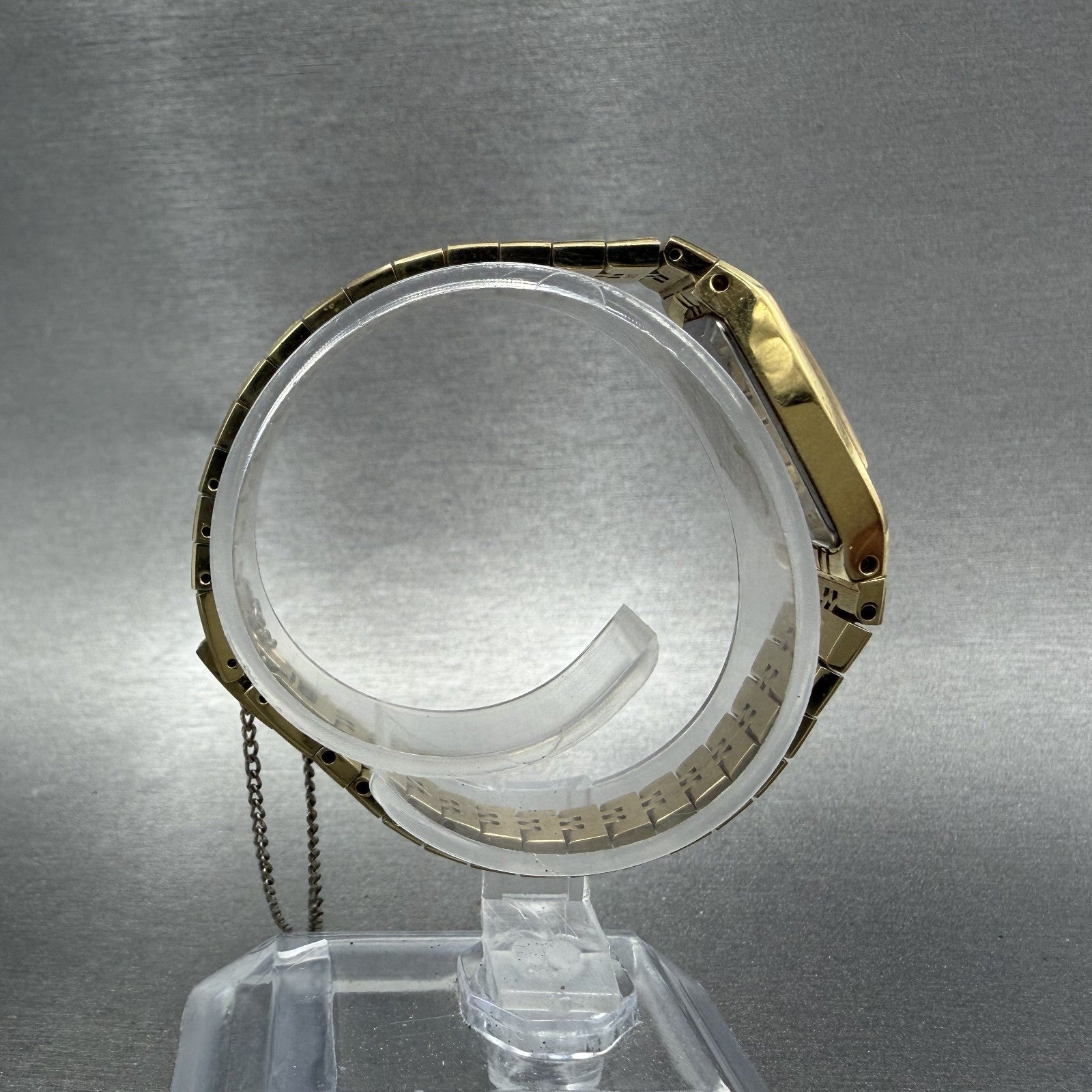 Seiko Tank Watch Women 13mm Champagne Dial Gold Tone 13205620 New Battery8