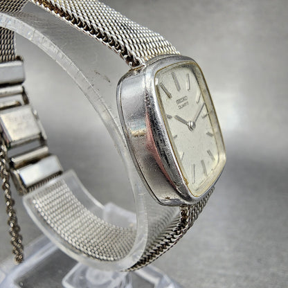 Seiko Tank Watch Women 19mm White Dial Silver Tone Rectangle 16-5259 New Batt