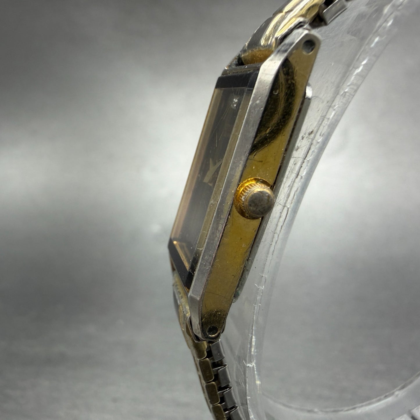 Citizen CQ tank Watch Women 14mm Black Dial Gold Tone 2250-K00535 New Battery2